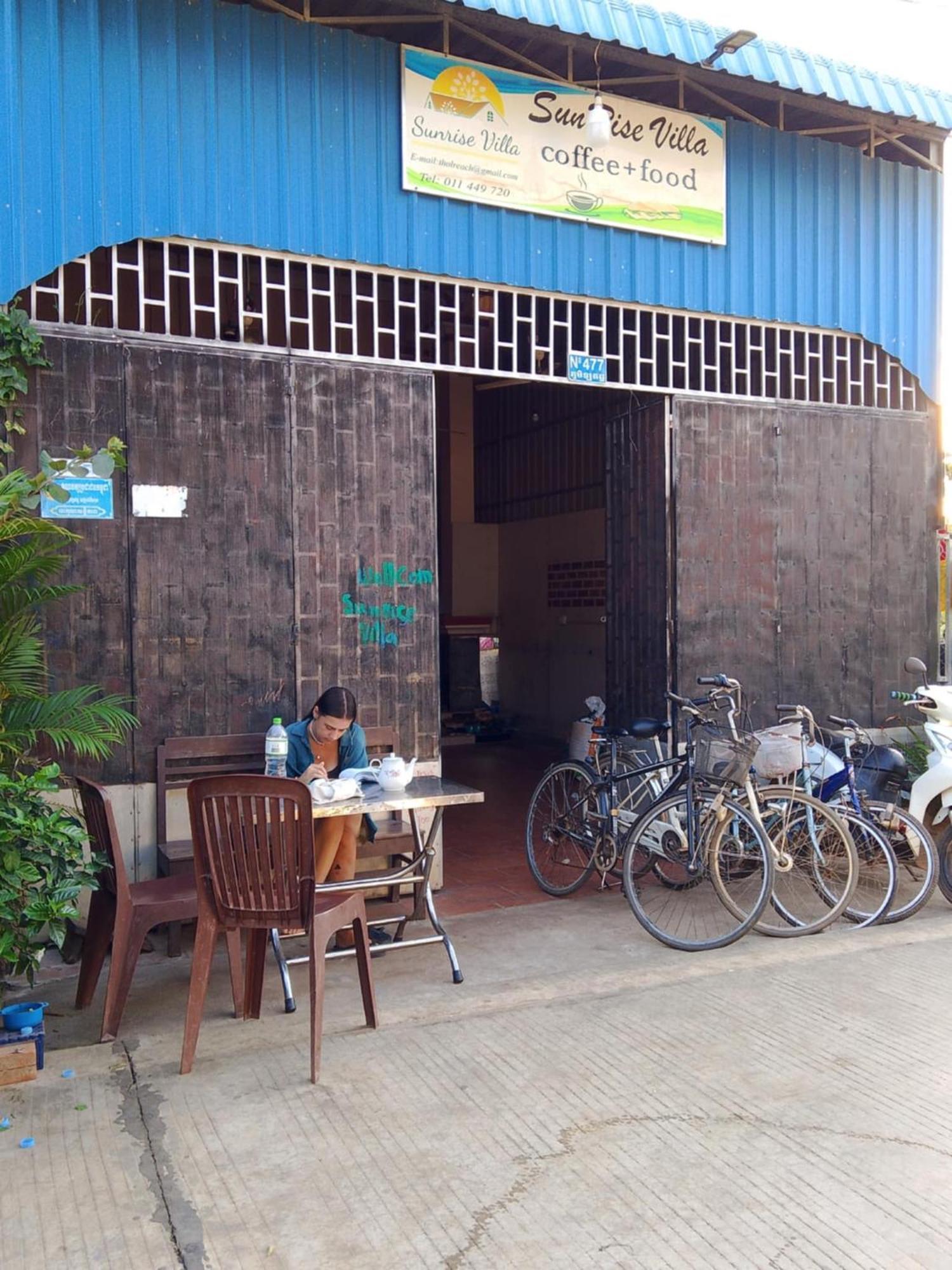 Sunrise Villa Kampong Cham Exterior foto